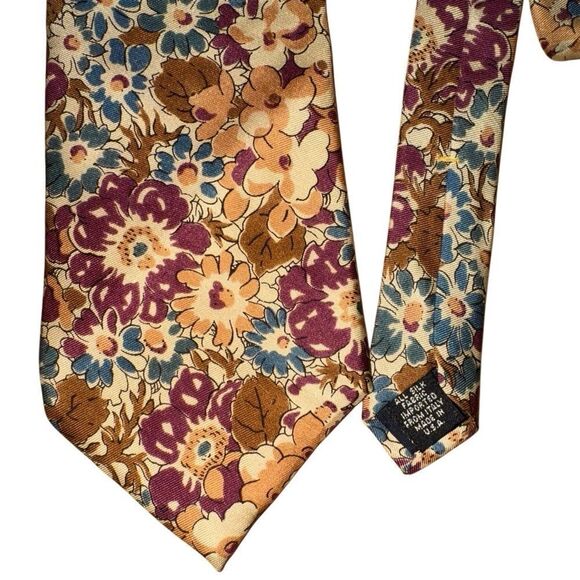 Claybrooke Men's Fall Floral 100% All Silk Tie - Picture 4 of 7